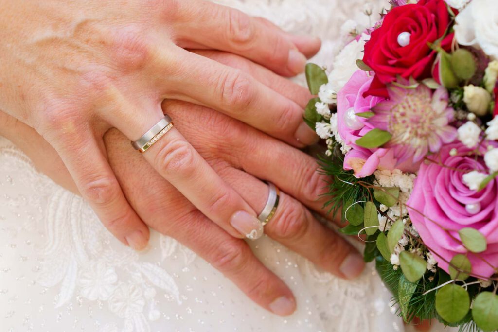 eheringe brautstrauss