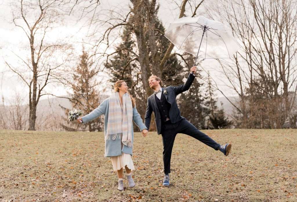 hochzeit hersbruck shooting bei regen schirm