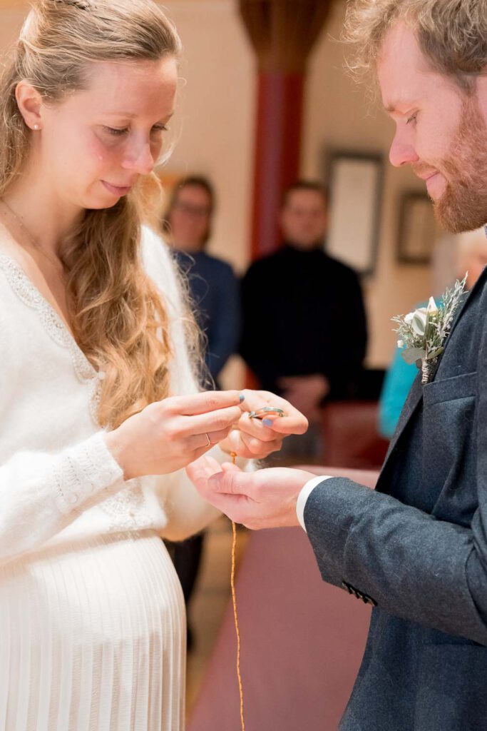 brautpaar eheringe standesamtliche hochzeit hersbruck