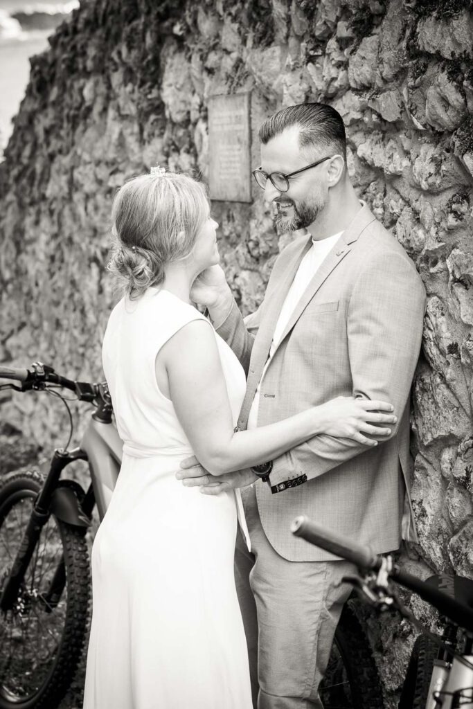 braut braeutigam mauer