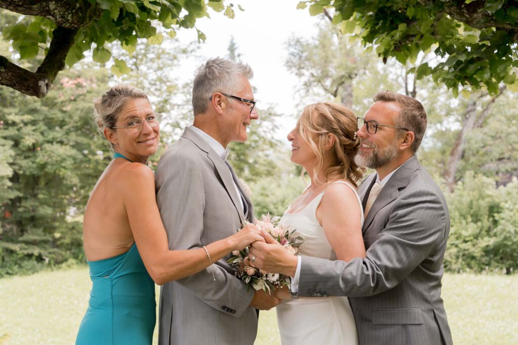 brautpaar mit trauzeugen michelsberg hersbruck