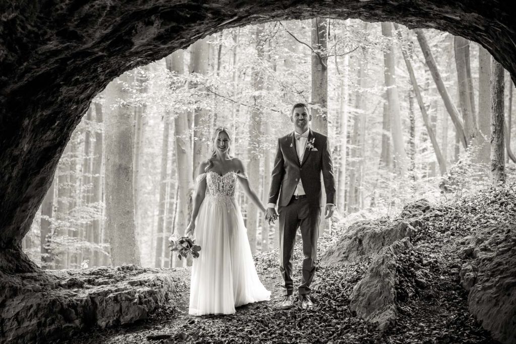 brautpaar bogen felsen geiskirche brautpaarshooting