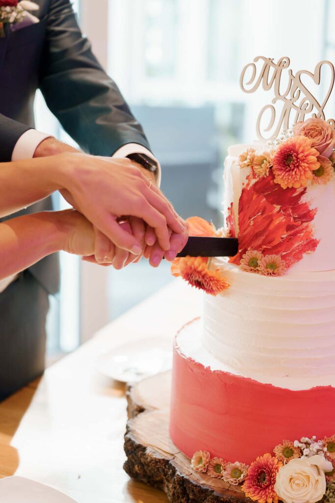 anschnitt hochzeitstorte