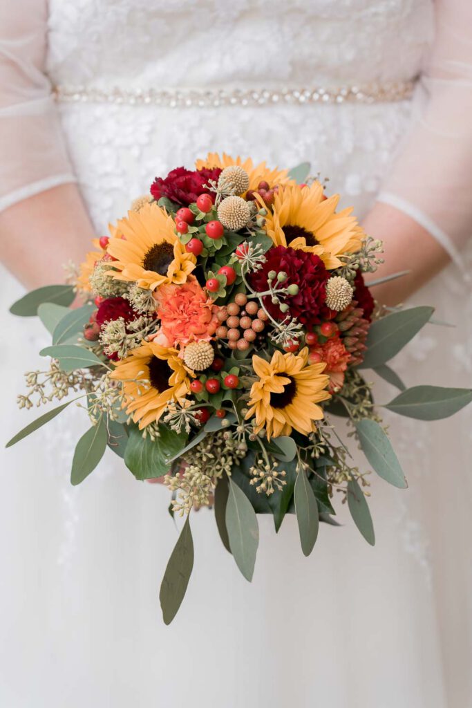 brautstrauss sonnenblumen