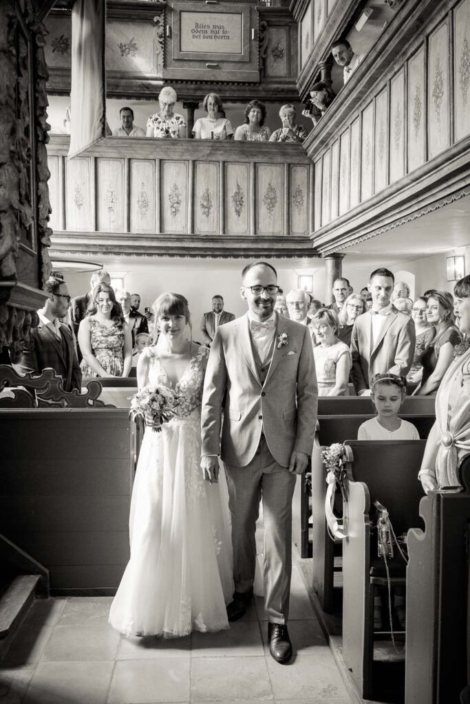 brautpaar hochzeit kirche alfalter