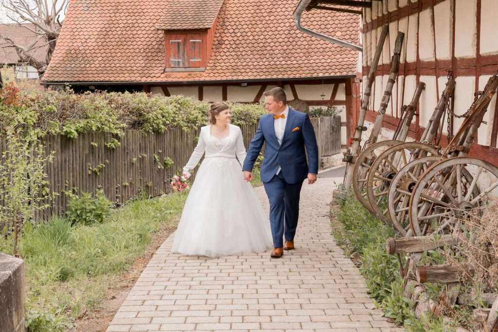 hochzeit brautpaar weisses lamm engelthal