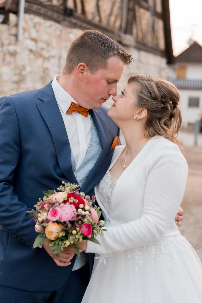 brautpaar brautstrauss