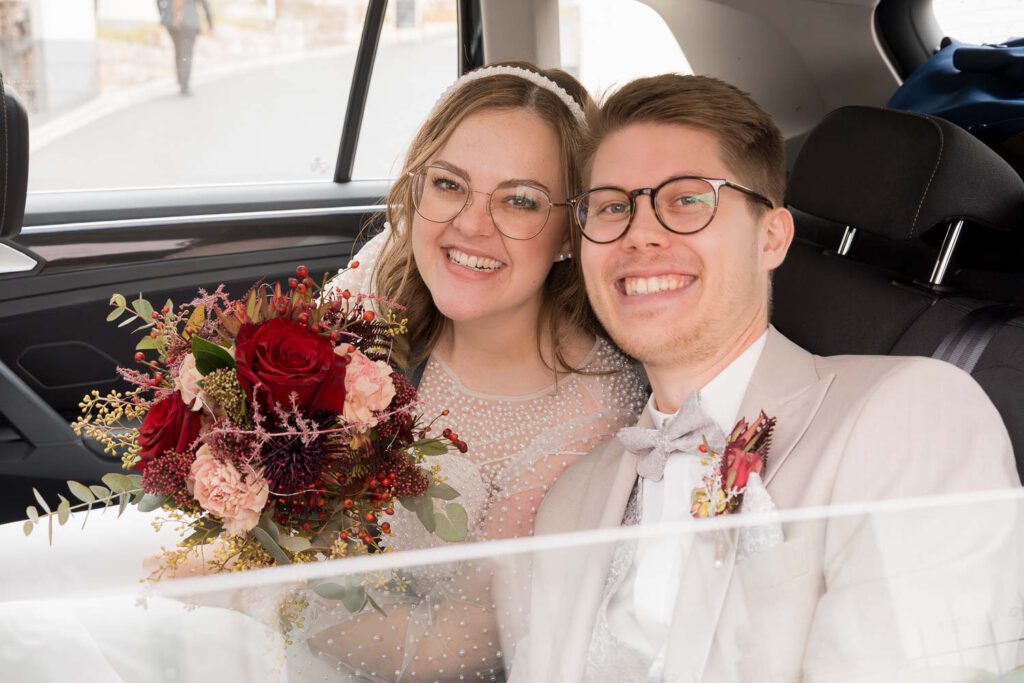 hochzeitsauto braut braeutigam högen sternwirt