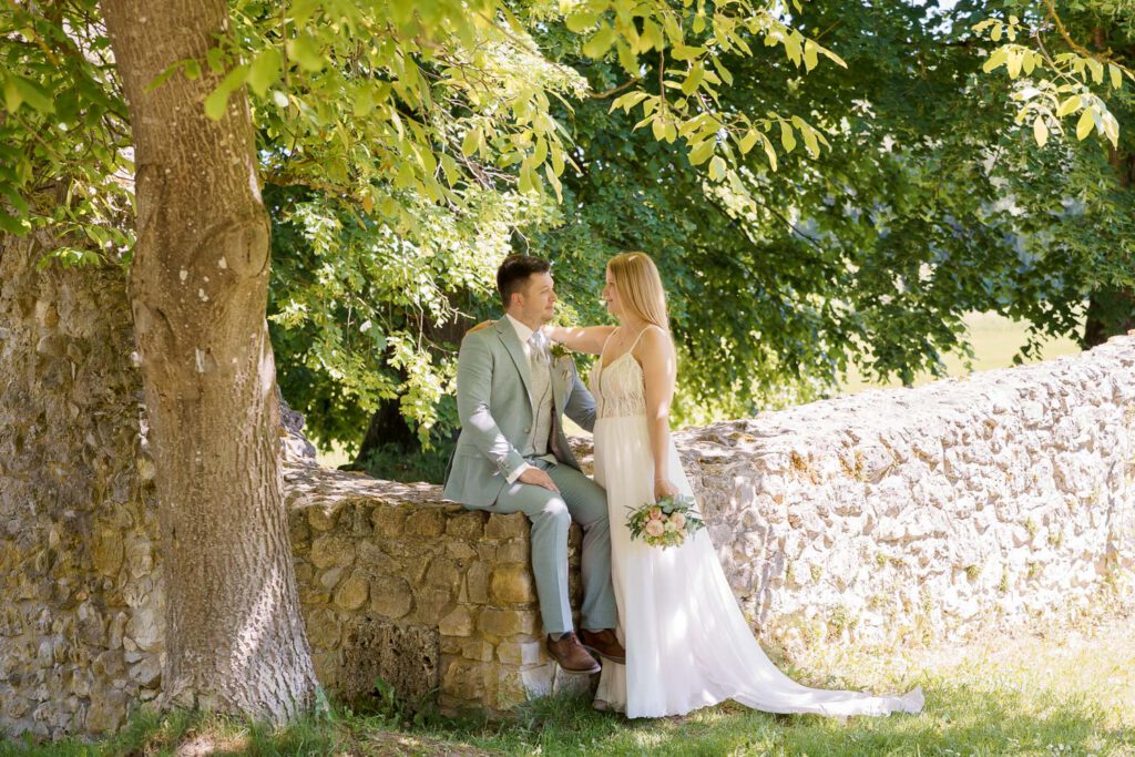 brautpaar kapellenruine arzlohe hochzeit