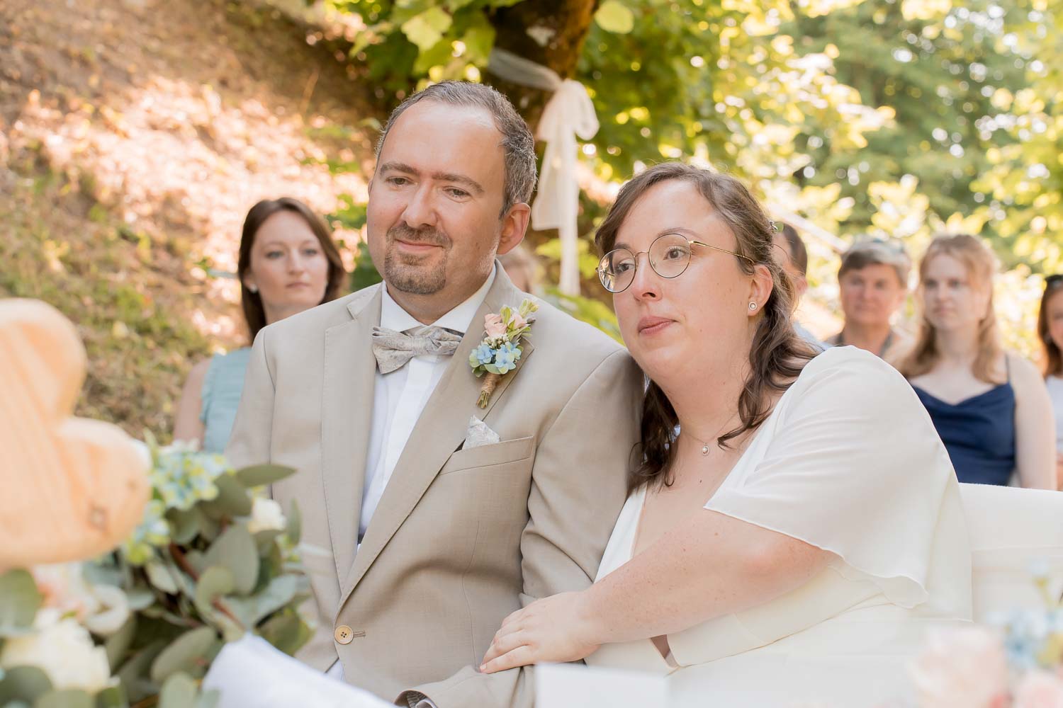 standesamtliche trauung im gruenen michelsberg hersbruck  – Hochzeitsfotograf Britta Henselmann